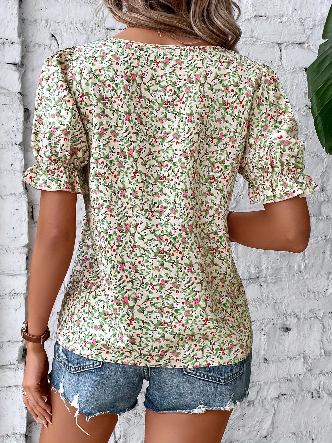 Elara™ | Square Collar Floral Print Shirt