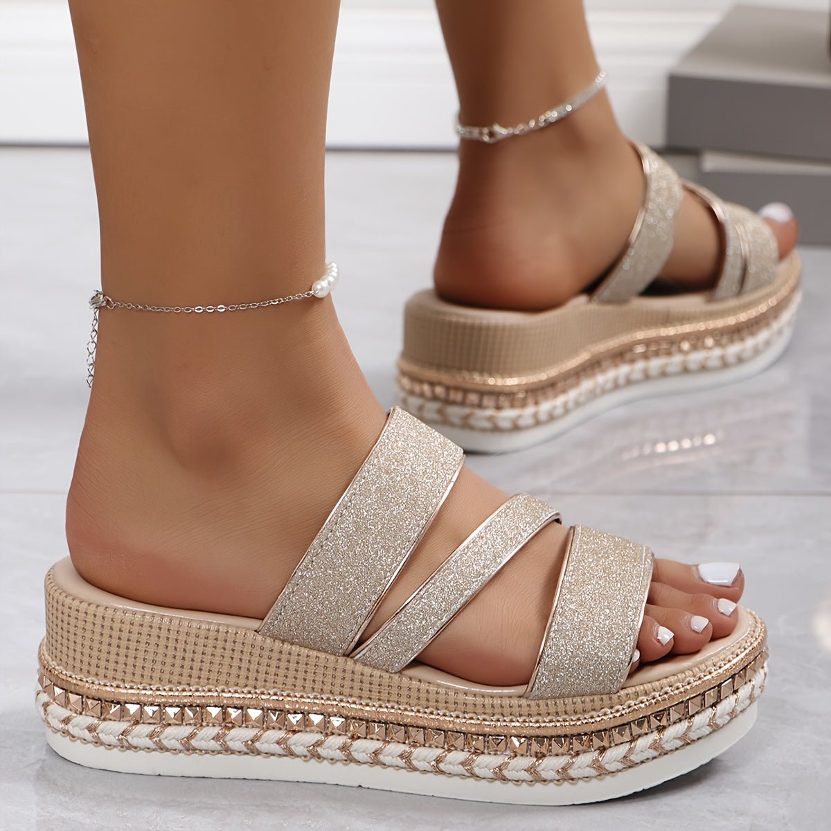 STELLA | Day-to-day Spring Sandals